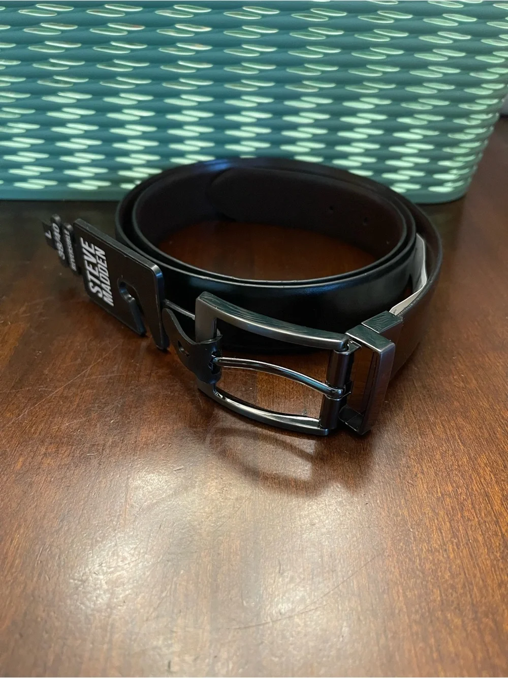 Steve Madden size large